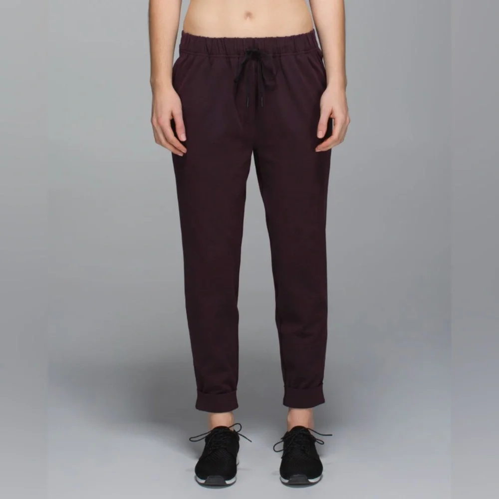 Lululemon Jet Crop *Luon